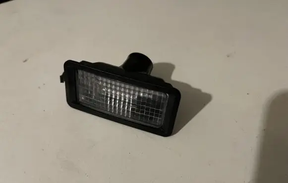 Volkswagen e-Up Number plate light 1S0943021