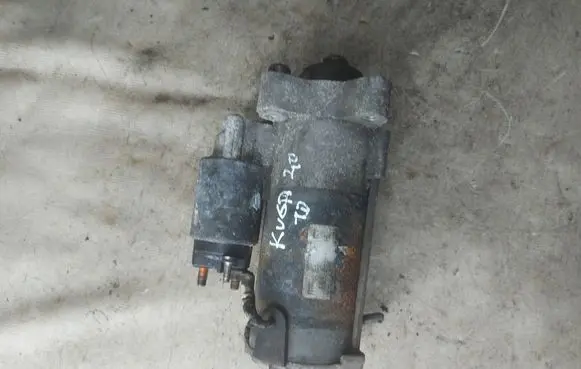 Ford Kuga I Starter motor
