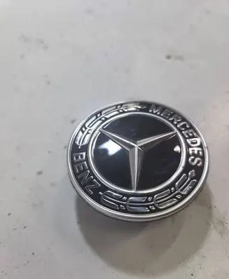 Mercedes-Benz E W214 Manufacturer badge logo/emblem A0008171308
