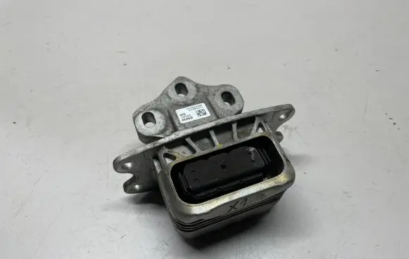 BMW X1 F48 F49 Gearbox mount 6853449