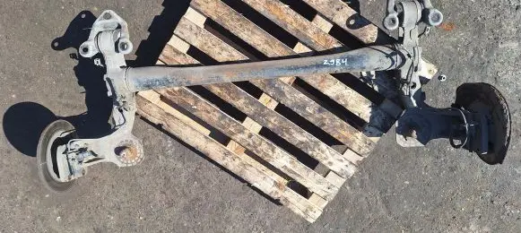 Opel Zafira B Rear subframe 