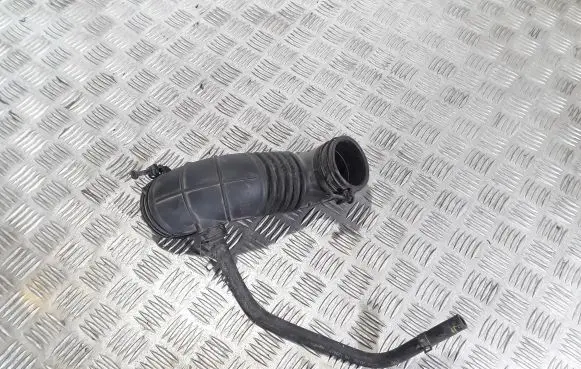 KIA Ceed Air intake hose/pipe 281381R010