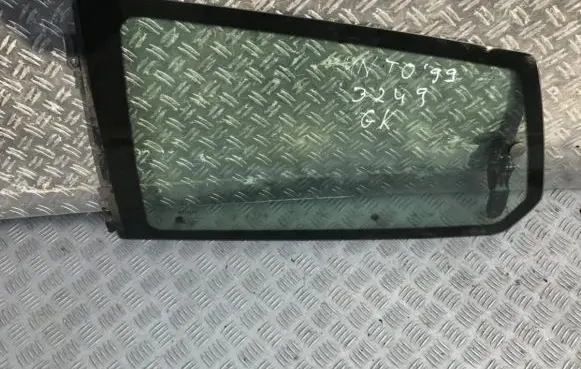 Fiat Punto (188) Rear side window