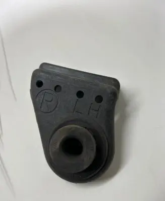 KIA Sorento Radiator mount bracket 0900L07