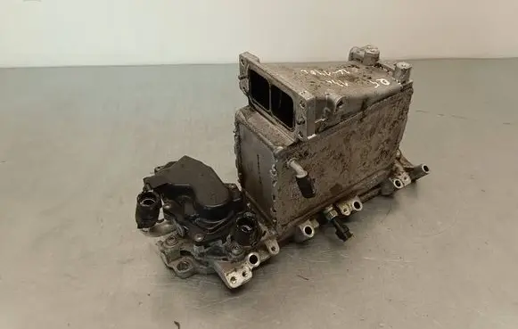 Audi Q5 SQ5 8R Intake manifold M166252C