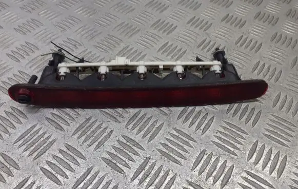Suzuki Swift I Third/center stoplight