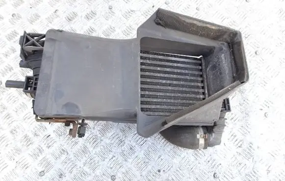 Ford Focus Intercooler radiator BV619L440CJ CX168002 FCC7A