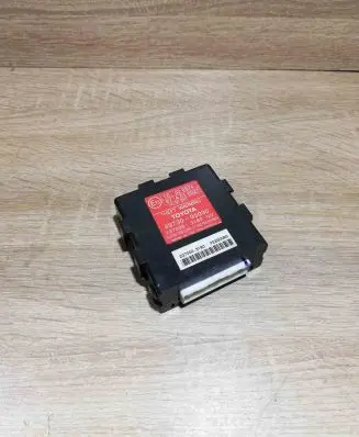 Toyota Avensis T250 Alarm control unit/module 8973005030
