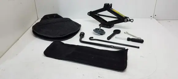 KIA Venga Tool set 