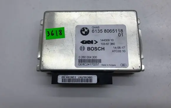 BMW M4 F82 F83 Transfer box differential control unit 8065118 14430910 0260004300
