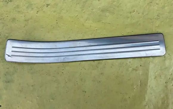 Mercedes-Benz C AMG W204 Rear sill trim cover A2046800235