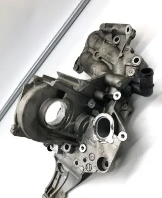 Mercedes-Benz A W177 Water pump A6542003900