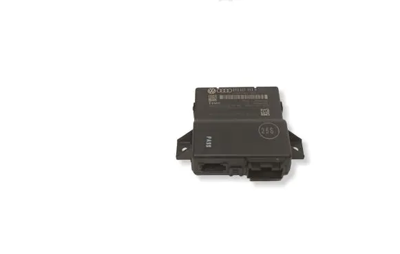 Audi A4 S4 B8 8K Gateway control module 8R0907468C