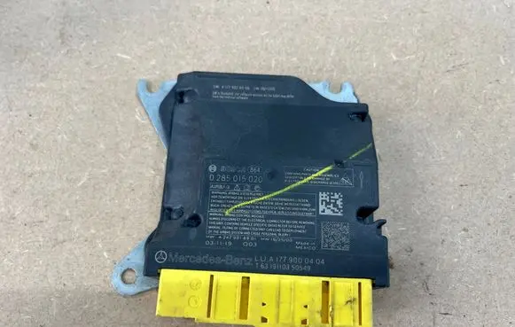 Mercedes-Benz A W177 Airbag control unit/module A1779000404 0285015020 A2479018901