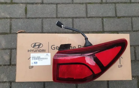 Hyundai Kona I Rear/tail lights 92402J9600