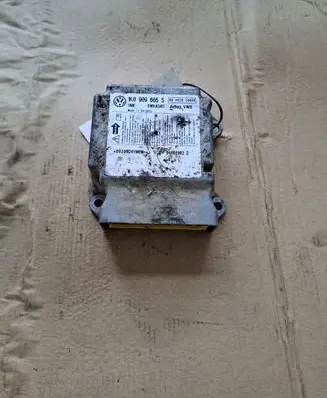 Skoda Octavia Mk2 (1Z) Airbag control unit/module 1K0909605S