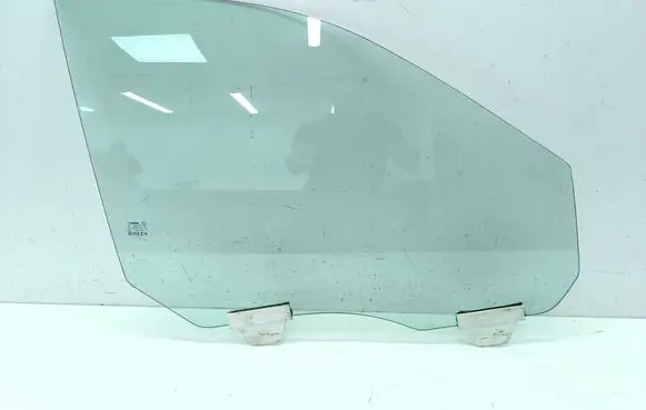 Dodge Durango III Front door window glass four-door 43R002119