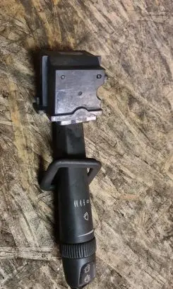 Volvo V70 Wiper control stalk 9452391