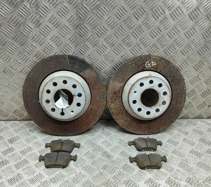 Skoda Superb B8 (3V) Rear brake disc JZW698451AA 3Q0615601A