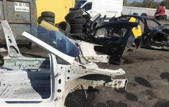 Seat Leon (5F) Front quarter panel 