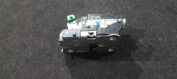 Renault Kangoo I Front door lock