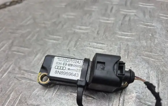 Audi TT Mk1 Airbag deployment crash/impact sensor 8N8959643