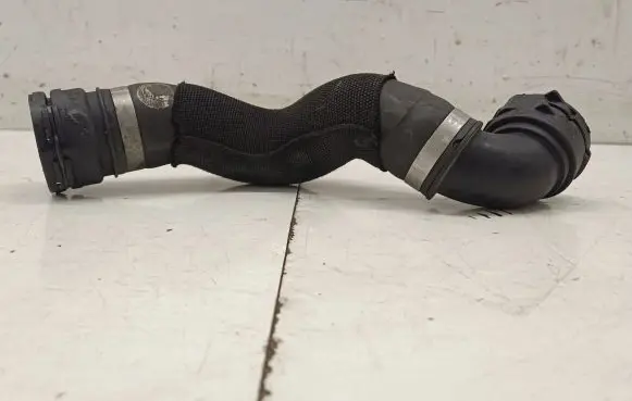 Audi A7 S7 4G Engine coolant pipe/hose