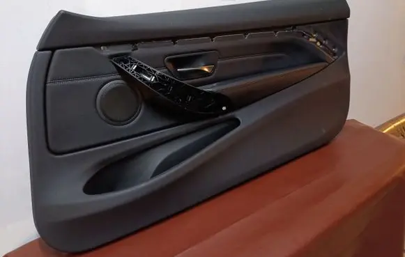 BMW 4 F32 F33 Front door card panel trim 7295768