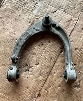 Land Rover Range Rover Sport L494 Front upper control arm/wishbone PLA3091A