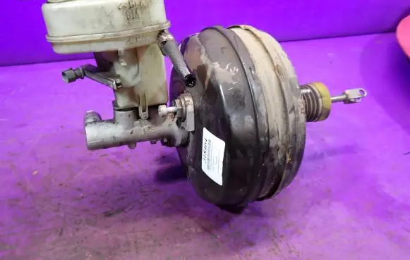 Opel Vectra C Brake booster 13126710TB