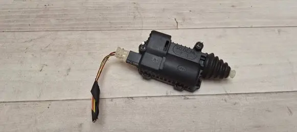 Opel Corsa D Central locking motor 13208157 5324300