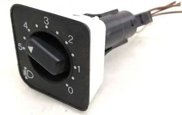 Ford Sierra Headlight level height control switch 90BB13K176AB