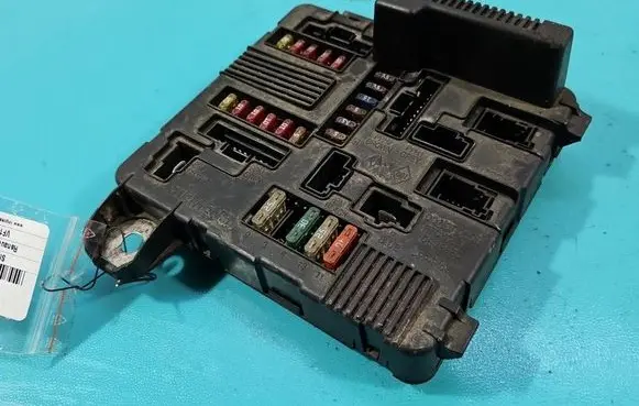 Renault Scenic II - Grand scenic II Central body control module IMPRK1546115