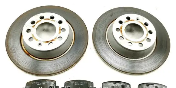 Volkswagen Tiguan Brake discs and calipers set 5Q0615601G