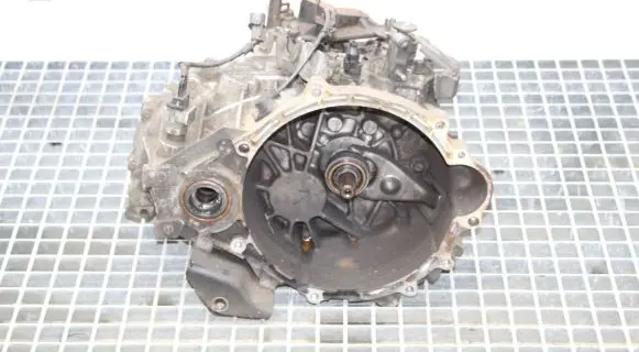 Hyundai i20 (PB PBT) Manual 6 speed gearbox V9M5A PU01
