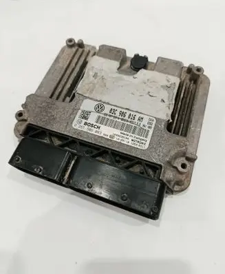Volkswagen Golf VI Engine control unit/module 03C906016AM 030907309A 0261S06083