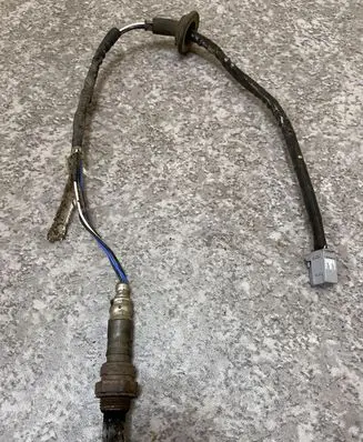 Toyota Avensis T220 Lambda probe sensor 8946520790