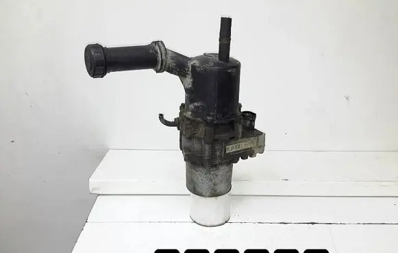 Citroen C4 I Power steering pump