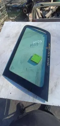 Ford Mondeo Mk III Rear vent window glass 1212123