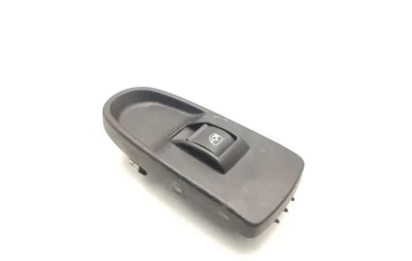 Iveco Daily 35 - 40.10 Electric window control switch