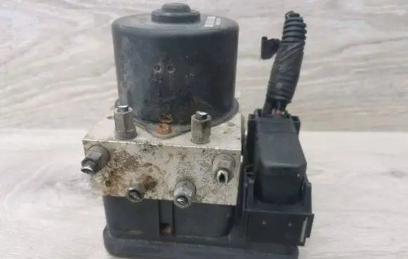 Ford Focus ABS Pump 00001395G1 10096001153