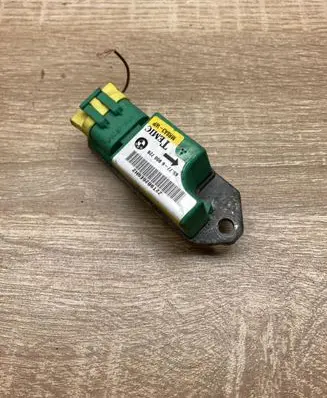 BMW 5 E39 Airbag deployment crash/impact sensor 6900728 MRSA3