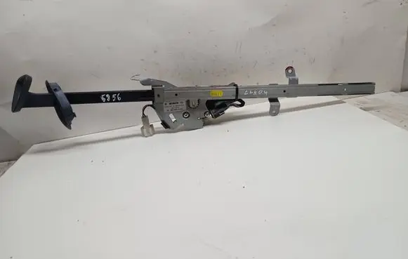 Mercedes-Benz CLK A209 C209 Seat belt adjustment motor 2038600282 0132004319