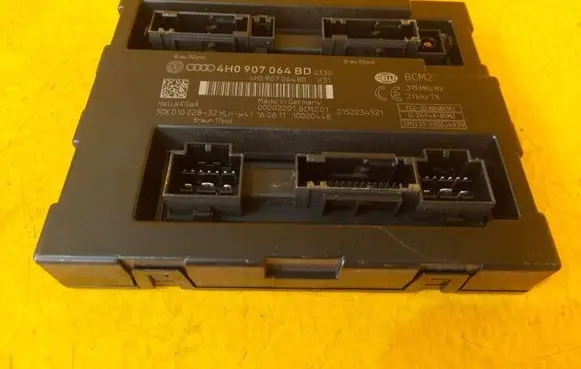 Audi A8 S8 D4 4H Comfort/convenience module 4H0907064BD