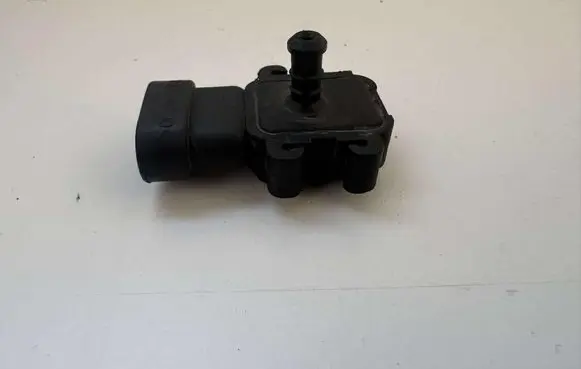 Renault Megane I Air pressure sensor 7700111957 H105867