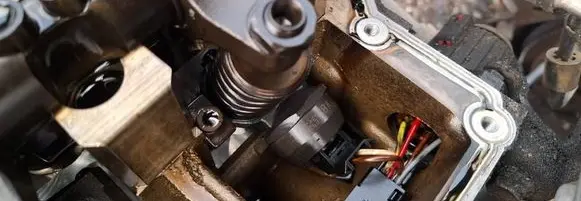 Fuel injector