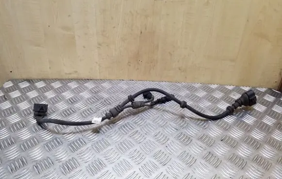 Volkswagen Touareg II Rear ABS sensor wiring 7P0971279B