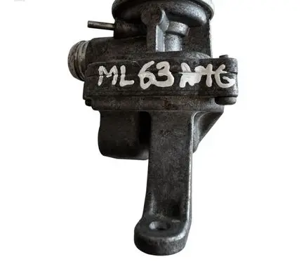 Mercedes-Benz ML W164 EGR valve A1561401060