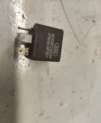 Audi A4 S4 B7 8E 8H Other relay 8D0951253A