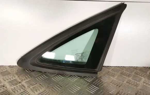 Jaguar E-Pace Rear side window
